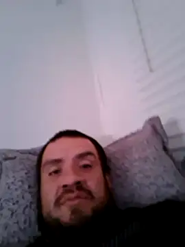 Snapshot of Almircorral2211 chatting on 06.14.26 Almircorral2211 online show from 06.14.26