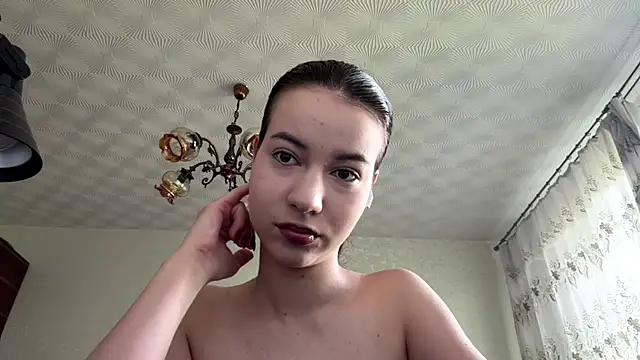ElanaVallotton online show from 05.07.26