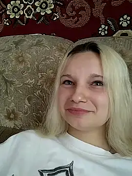 Snapshot of SallyMartinez chatting on 07.19.26 SallyMartinez online show from 07.19.26
