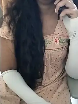 silksmitha- online show from 06.09.26