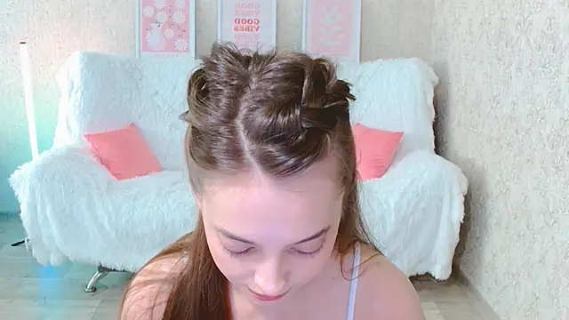SiennaMia online show from 06.09.26