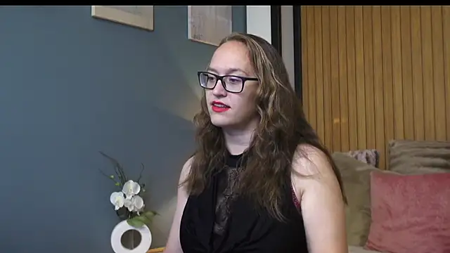 JasmineWhite online show from 06.30.26