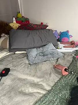 tinyweepixie online show from 05.29.26