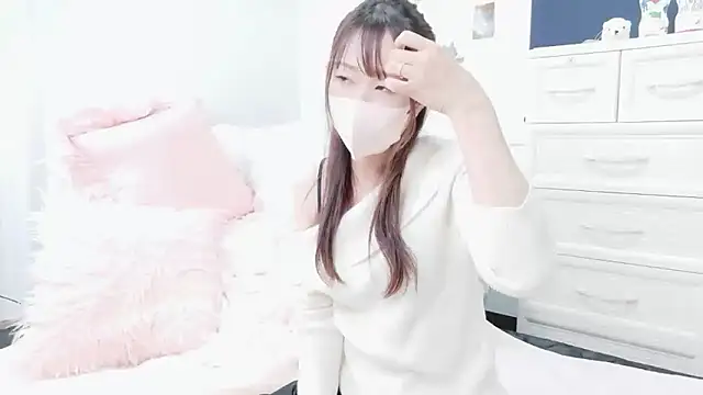 Yuna o63 online show from 05.08.26