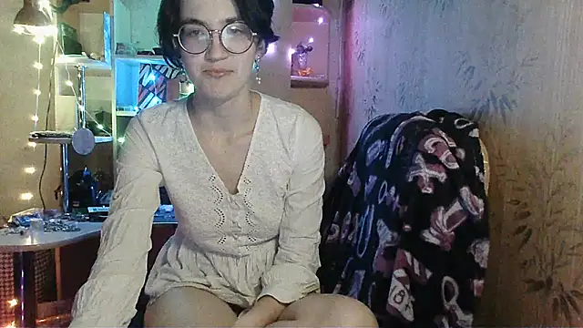 Alessa Kiss online show from 05.17.26