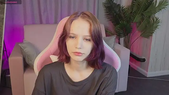 AliceJohansone online show from 06.06.26