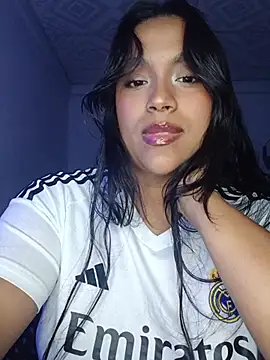Snapshot of latin_indian chatting on 07.17.26 latin indian online show from 07.17.26