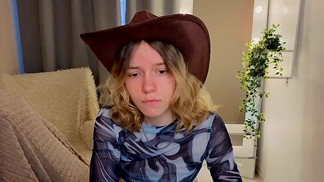 MilanaRayy online show from 06.14.26