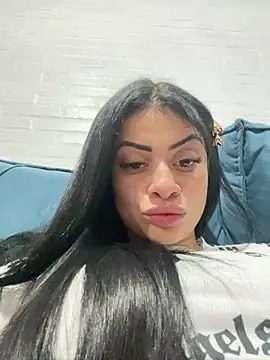 Snapshot of belababyy chatting on 05.29.26 belababyy online show from 05.29.26