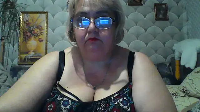MarinaFarina53 online show from 06.11.26