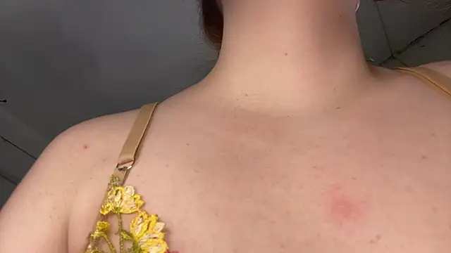 Amber  Fox online show from 06.07.26