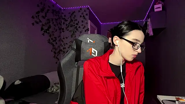 NightFoxxx online show from 05.18.26