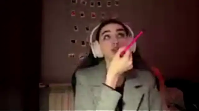 NightFoxxx online show from 06.07.26