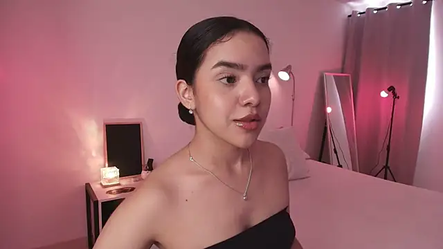fluffylips online show from 07.04.26