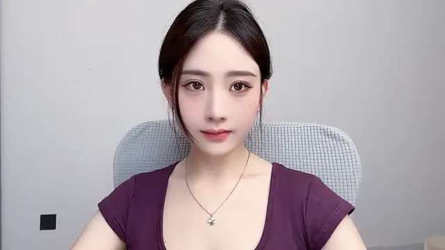  222Mia online show from 06.15.26