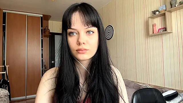 CharmaineElles online show from 06.25.26
