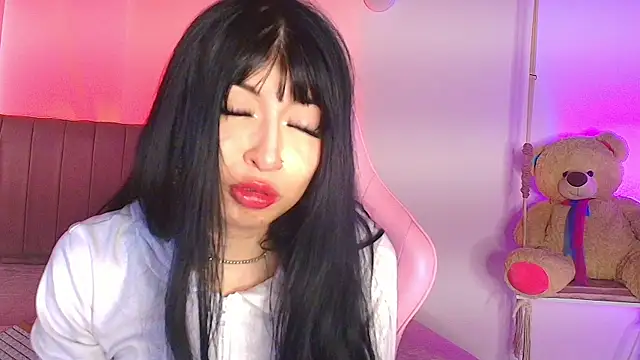 Snapshot of mia_gyutarouwu chatting on 06.18.26 mia gyutarouwu online show from 06.18.26