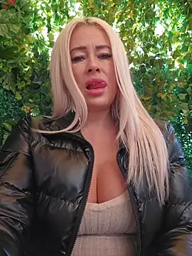 MILFBARBY online show from 11.16.25