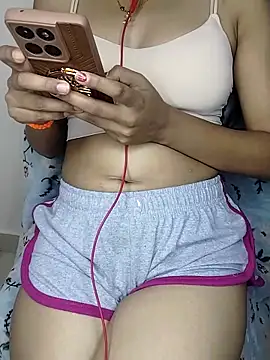 Snapshot of kannadagirll369 chatting on 06.19.26 kannadagirll369 online show from 06.19.26