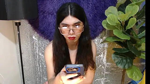 RoseAmarie online show from 05.30.26