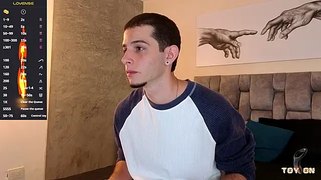 Snapshot of isaacblaze_ chatting on 06.21.26 isaacblaze online show from 06.21.26