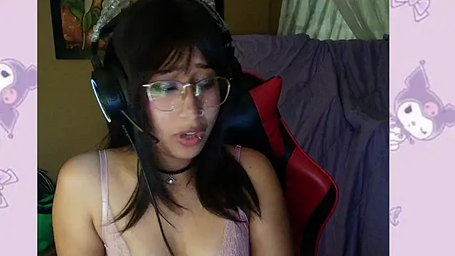laritlover online show from 06.20.26