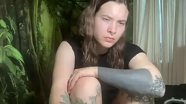 mo0ngoddess online show from 12.17.25