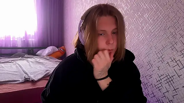 Snapshot of Hirtay chatting on 06.03.26 Hirtay online show from 06.03.26