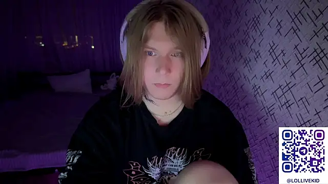 Snapshot of Hirtay chatting on 06.24.26 Hirtay online show from 06.24.26
