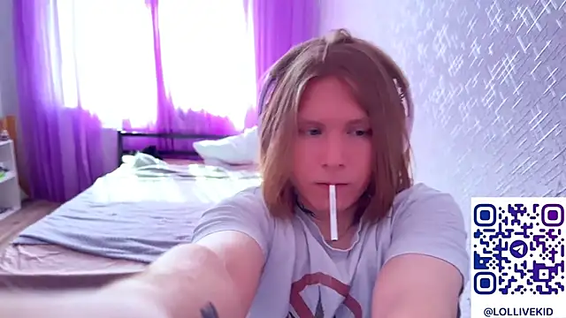 Snapshot of Hirtay chatting on 06.26.26 Hirtay online show from 06.26.26