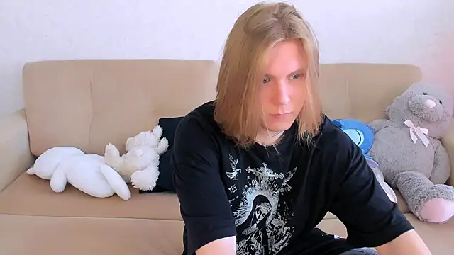 Snapshot of Hirtay chatting on 06.30.26 Hirtay online show from 06.30.26