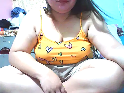Snapshot of xsweetlover69x chatting on 06.16.26 xsweetlover69x online show from 06.16.26