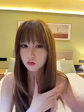 Snapshot of ZhiNan-05 chatting on 06.19.26 ZhiNan-05 online show from 06.19.26