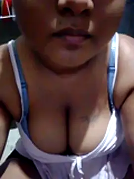 Snapshot of Rishwana77 chatting on 06.15.26 Rishwana77 online show from 06.15.26