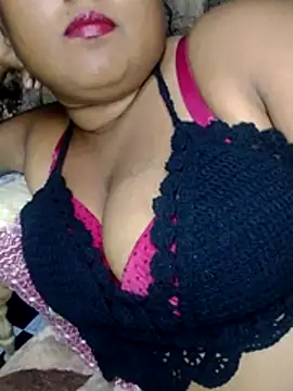 Snapshot of Rishwana77 chatting on 06.22.26 Rishwana77 online show from 06.22.26