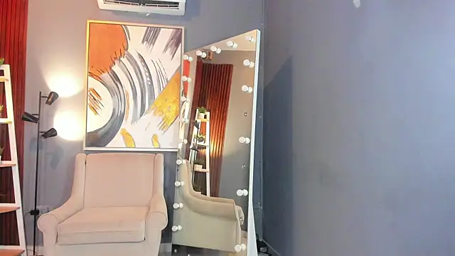 Mia Velvee online show from 06.15.26