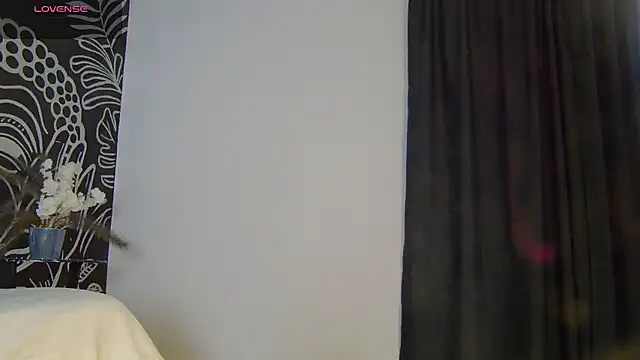 Iris komatsu online show from 06.12.26