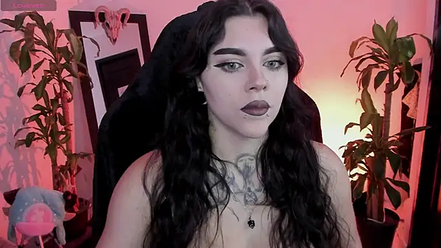 MissCharlottte 18 online show from 05.15.26