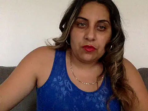 Snapshot of Antoniasweet chatting on 06.21.26 Antoniasweet online show from 06.21.26