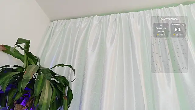 Snapshot of cata_cat chatting on 06.24.26 cata cat online show from 06.24.26