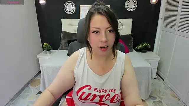 Arii Rosse online show from 06.06.26
