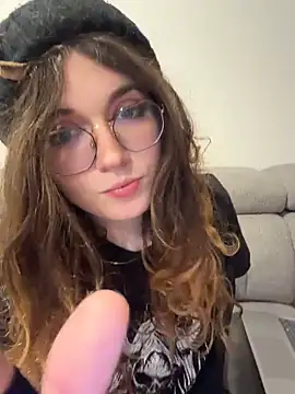 cutypiefull online show from 05.15.26
