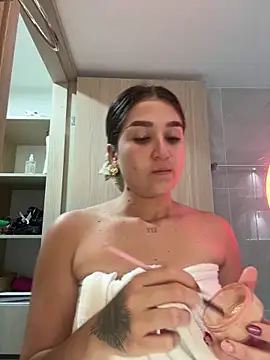 IsabelleMilan online show from 06.22.26