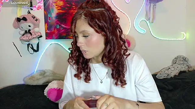 theiamoon online show from 06.12.26