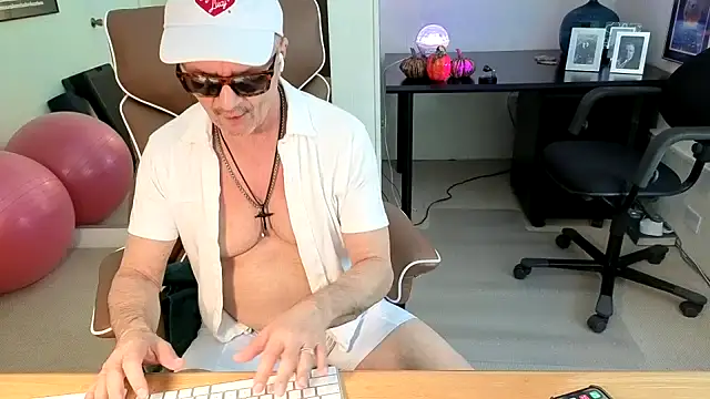 hotdadbod online show from 11.14.25