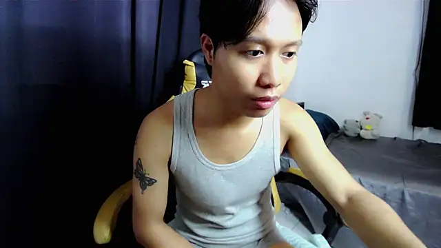 Snapshot of caspian_cum chatting on 06.27.26 caspian cum online show from 06.27.26