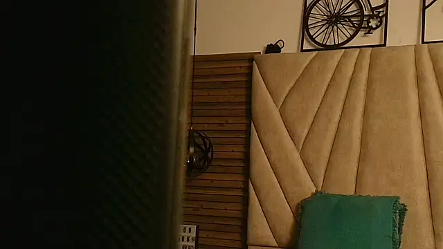 Snapshot of isabella_luxet chatting on 06.30.26 isabella luxet online show from 06.30.26