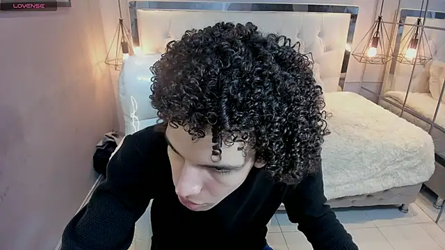 Snapshot of felix_haze chatting on 06.23.26 felix haze online show from 06.23.26