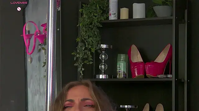 Snapshot of AnneGoddesss chatting on 07.03.26 AnneGoddesss online show from 07.03.26