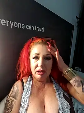Snapshot of AshleyGinger__ chatting on 06.05.26 AshleyGinger online show from 06.05.26